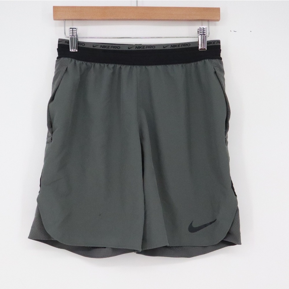Nike Shorts Mens Small DD1700-068 Charcoal Grey Dri-FIT Nike Pro Training Good